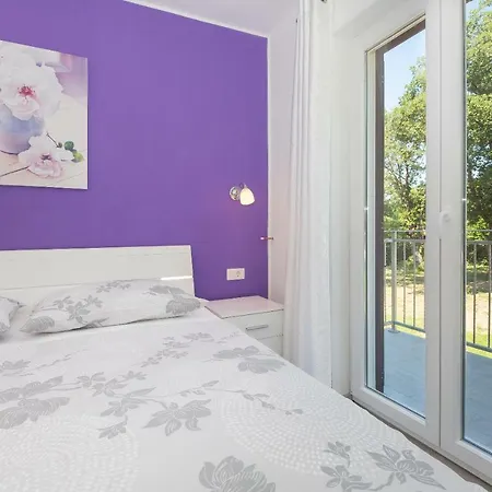 Rea Villa *