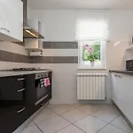 Rea Villa *